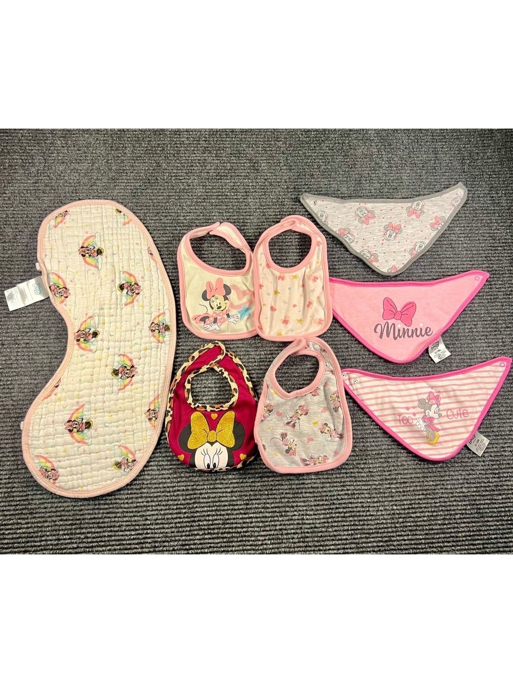 Bundle of 8 Disney Baby Minnie Mouse Bibs and Burp Cloth Set, 0-12 Months
